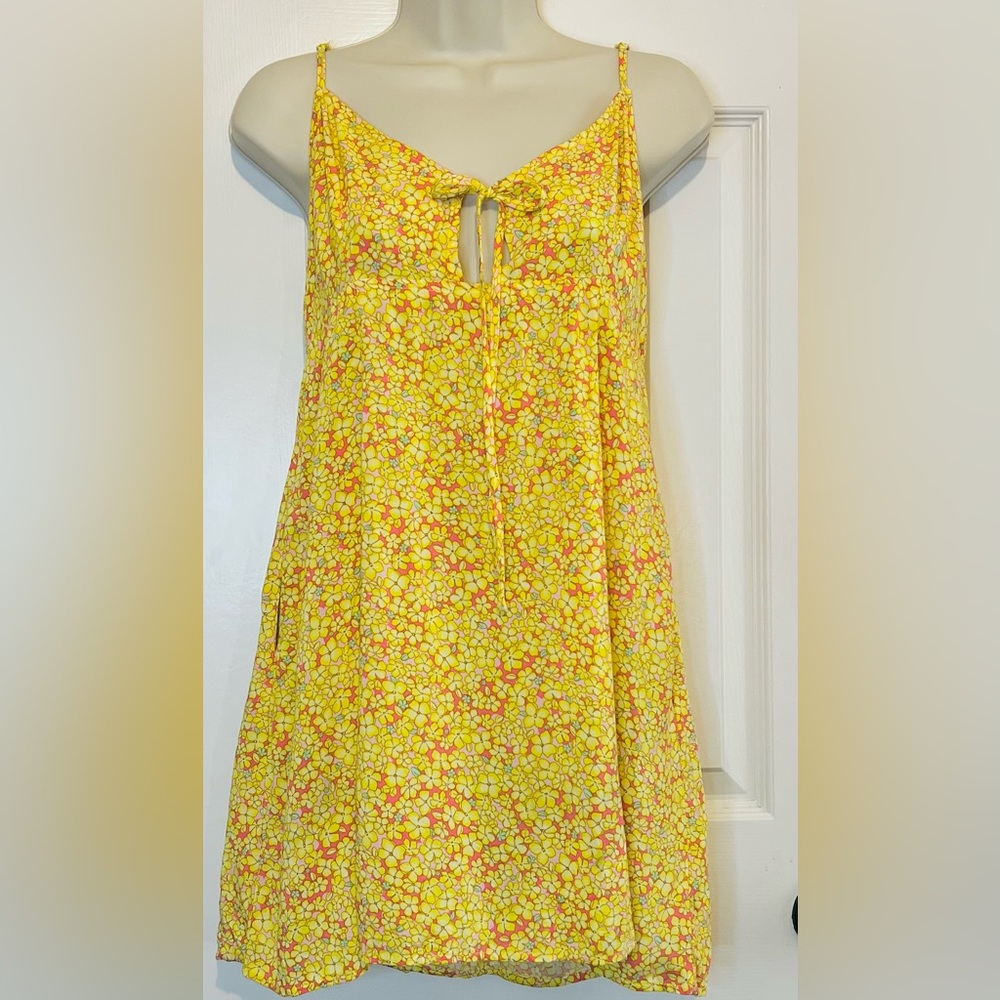 Vibrant Floral Summer Dress with pockets by Wild Fable, Yellow Floral, Sz Large